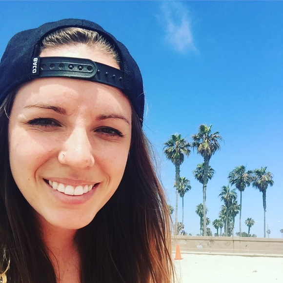 Meet the posher, Alexanne - Picture 4 of 10